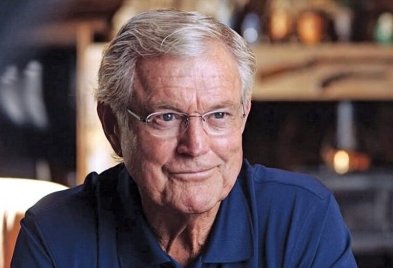 Coach Dick Vermeil