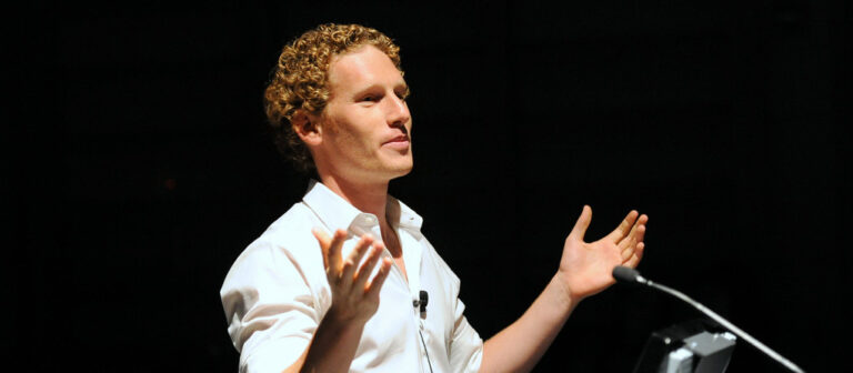 Book Jonah Berger as Keynote Speaker | Rave Speakers