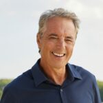 Dan Buettner headshot