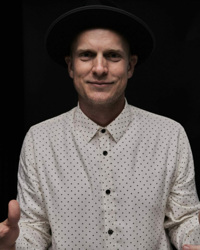 Robert Fogarty headshot