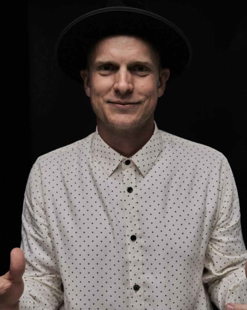 Robert Fogarty headshot